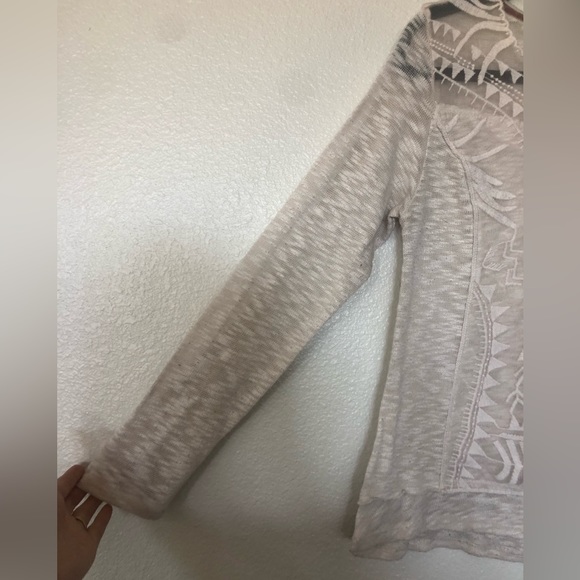 Xhilaration juniors sweetheart neckline lace long sleeves knit t shirt - Picture 3 of 9